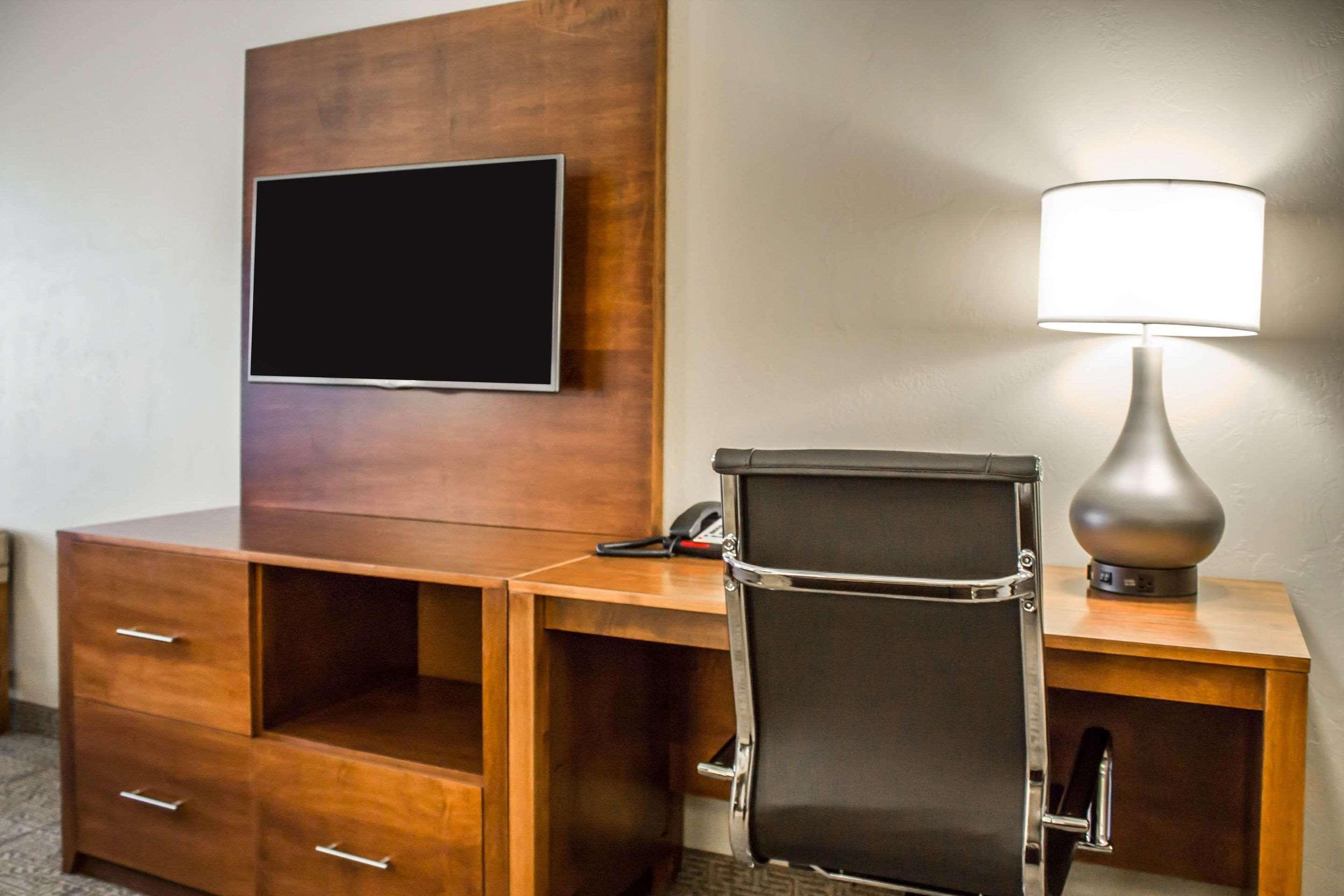 Comfort Suites Hartville-North Canton Uniontown Экстерьер фото