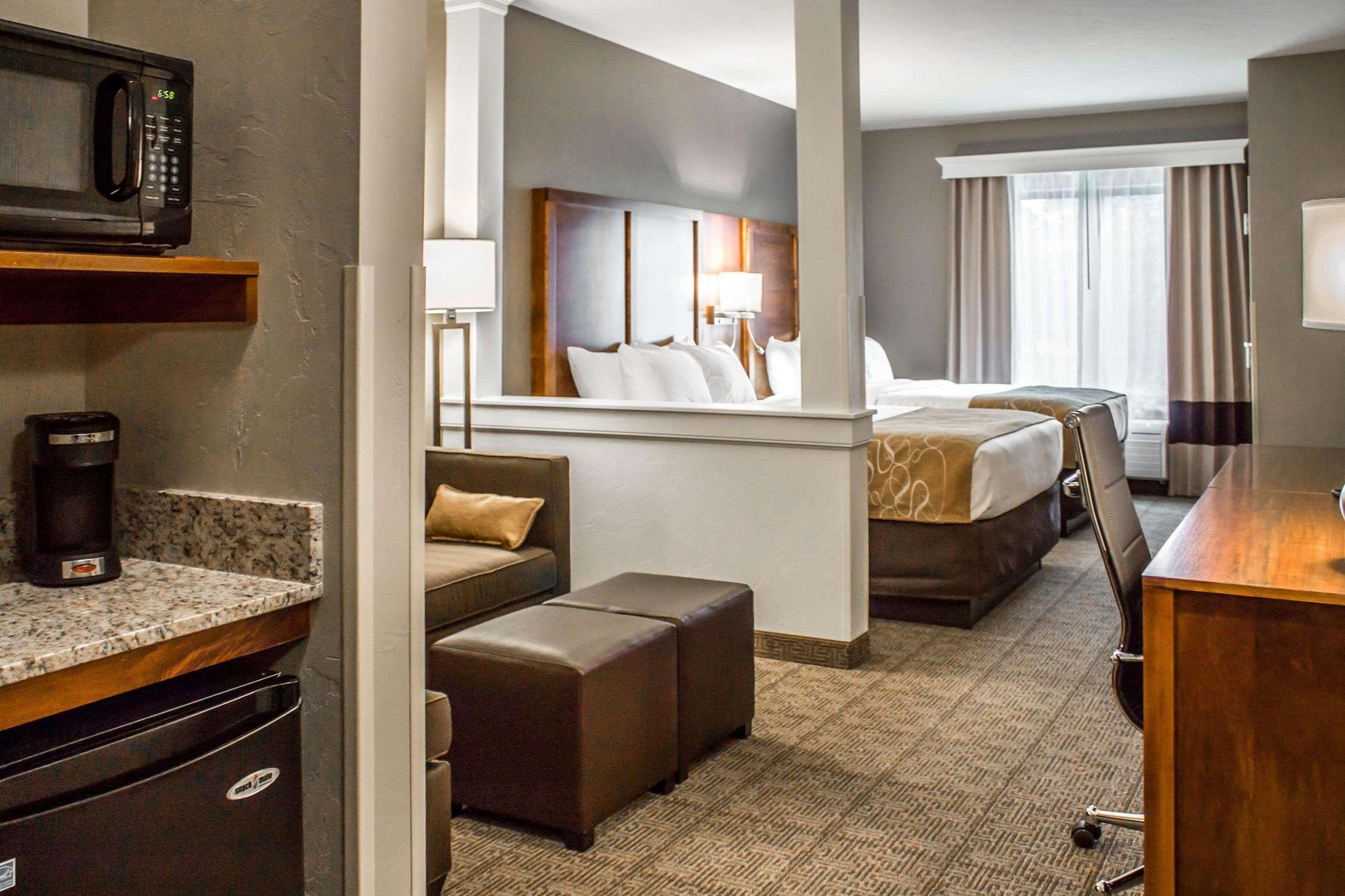 Comfort Suites Hartville-North Canton Uniontown Экстерьер фото