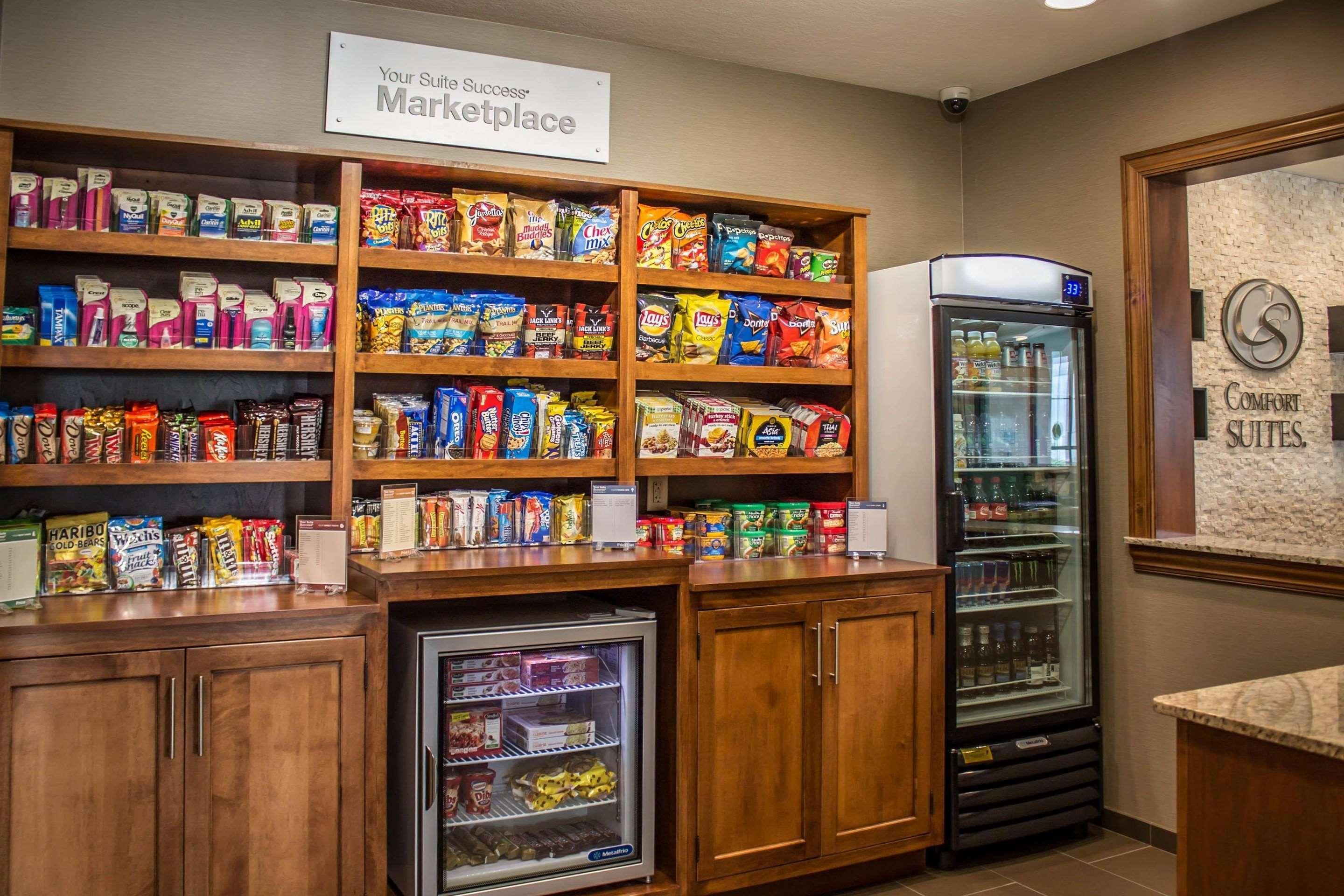 Comfort Suites Hartville-North Canton Uniontown Экстерьер фото
