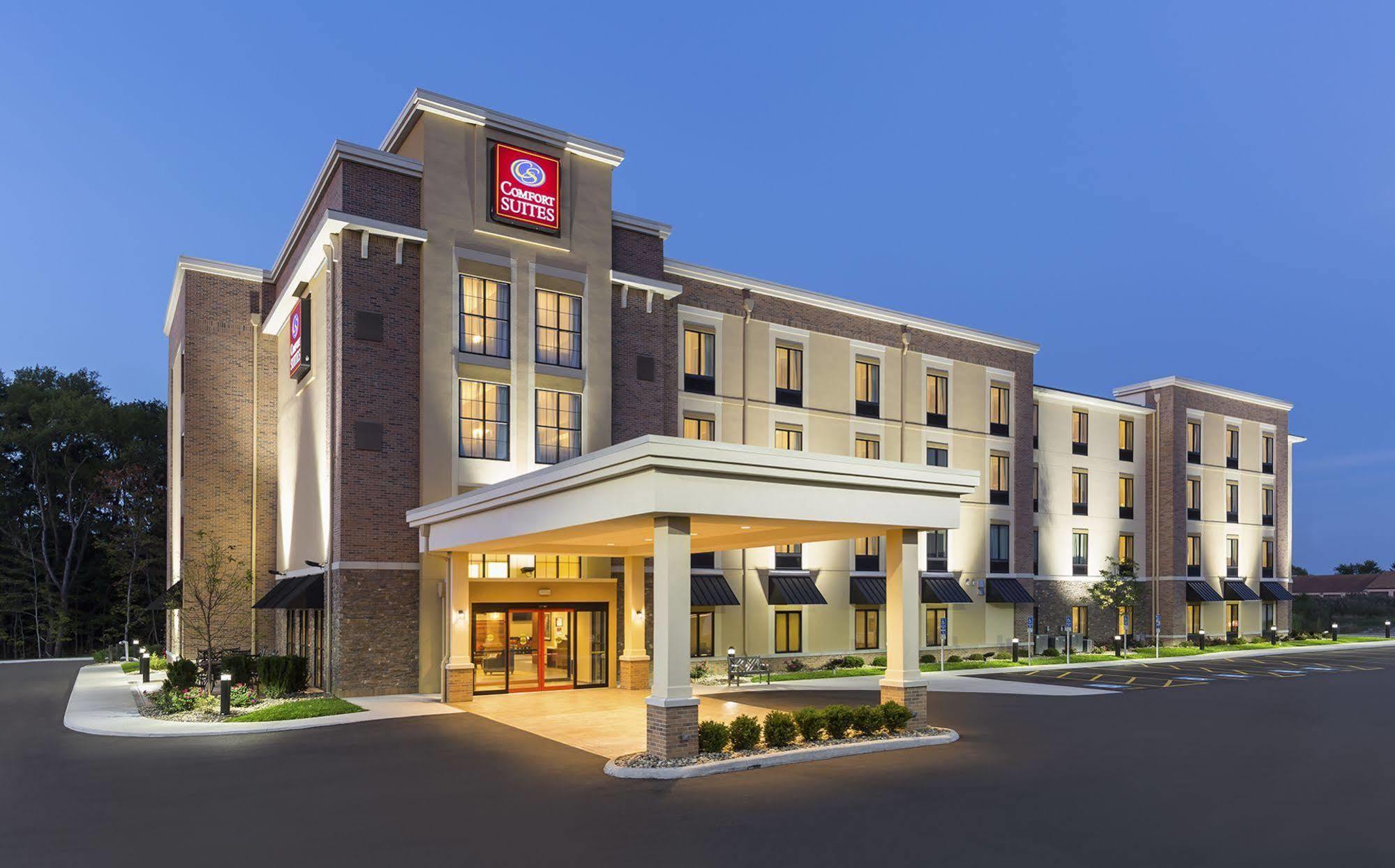 Comfort Suites Hartville-North Canton Uniontown Экстерьер фото